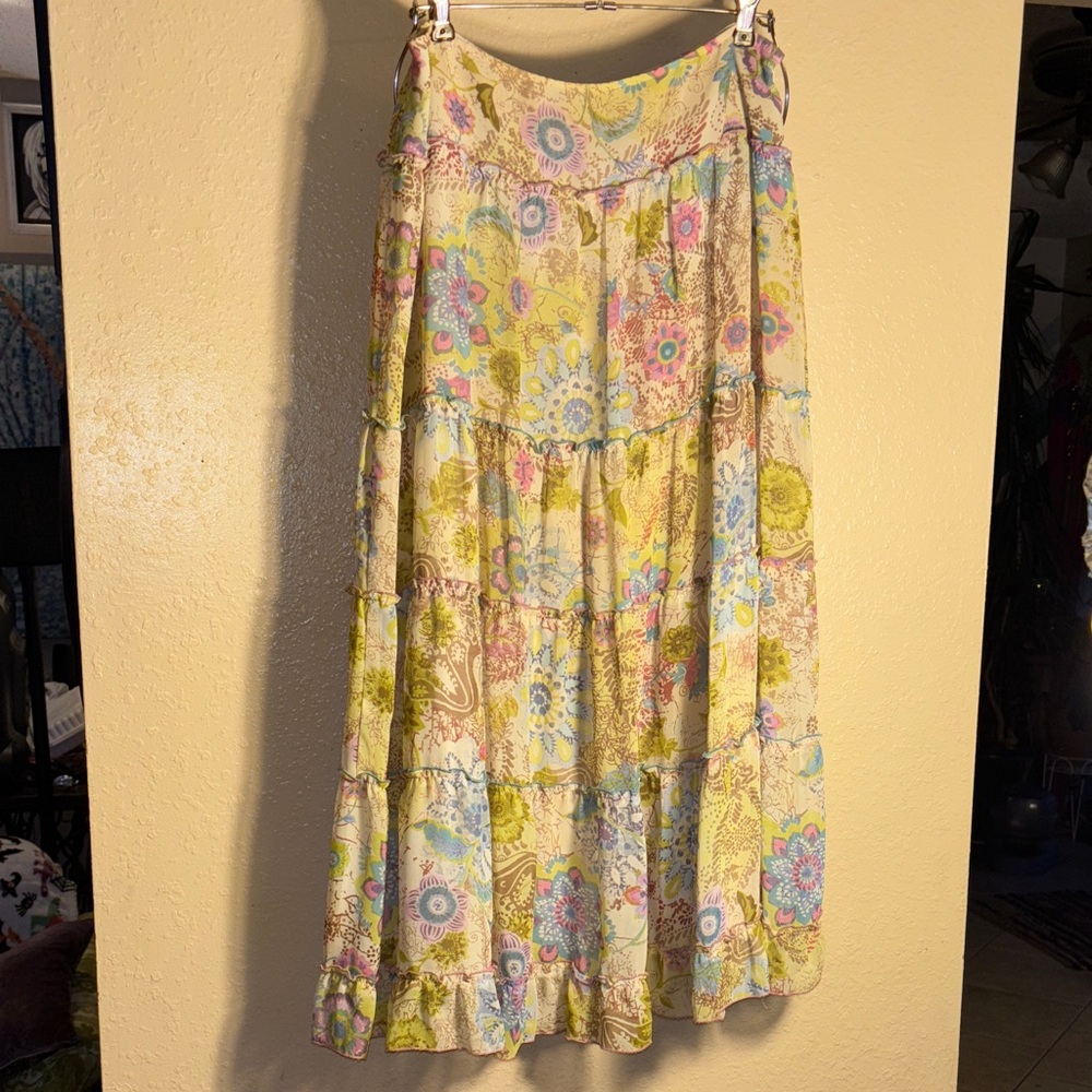 EUC CYNTHIA STEFFE Floral multi tiered ruffle layers double layered fabric maxi